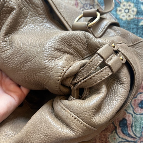 Michael Kors light Brown pebble Leather boho Shoulder Bag with gold accents - Picture 13 of 15